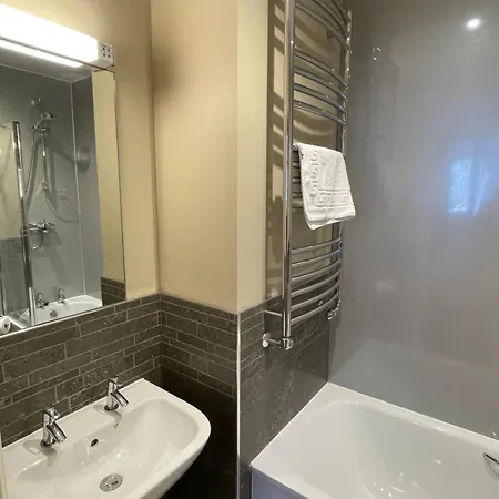 Hotel The Mary Mount 2*